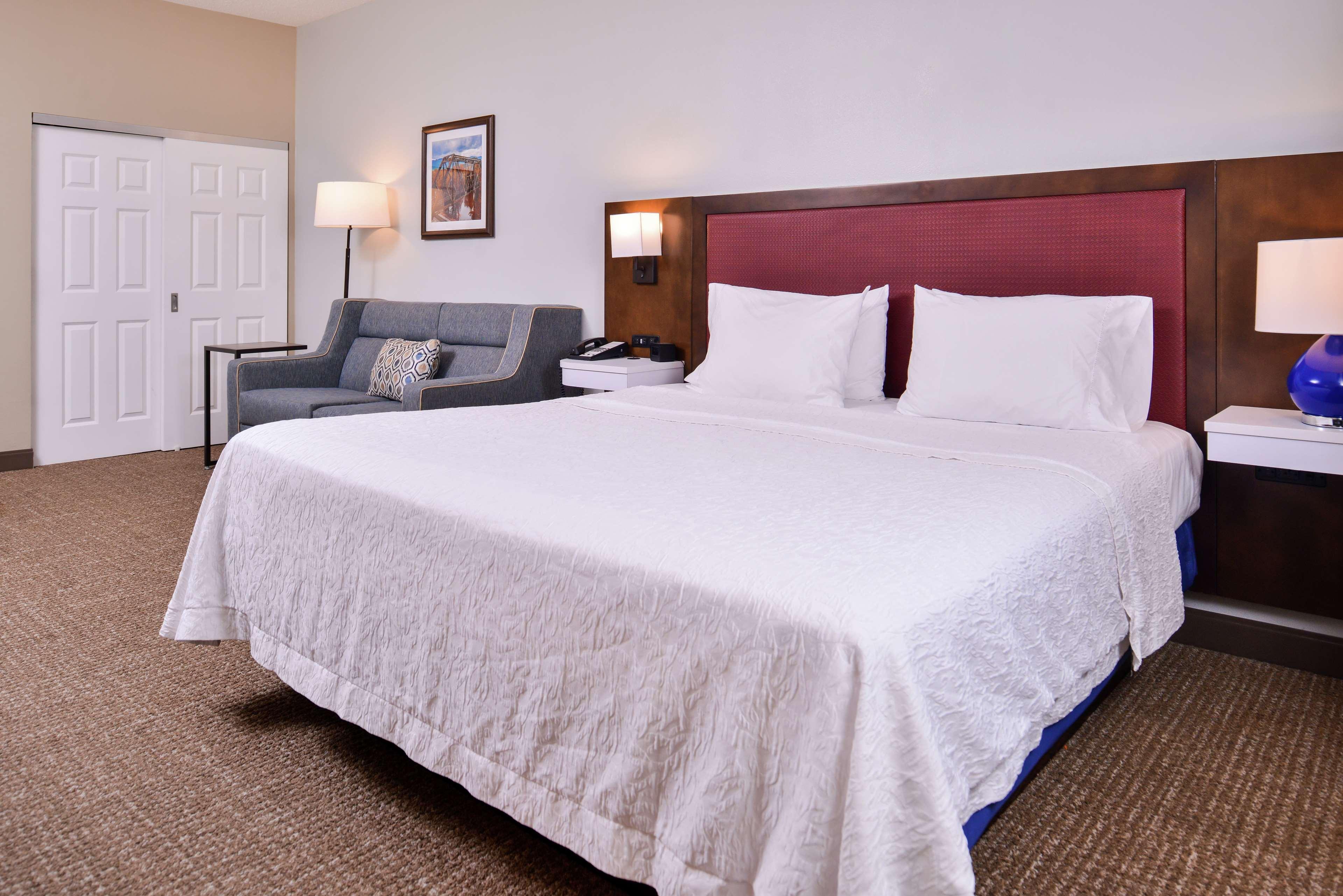 Hampton Inn Lexington Historic Area Bagian luar foto