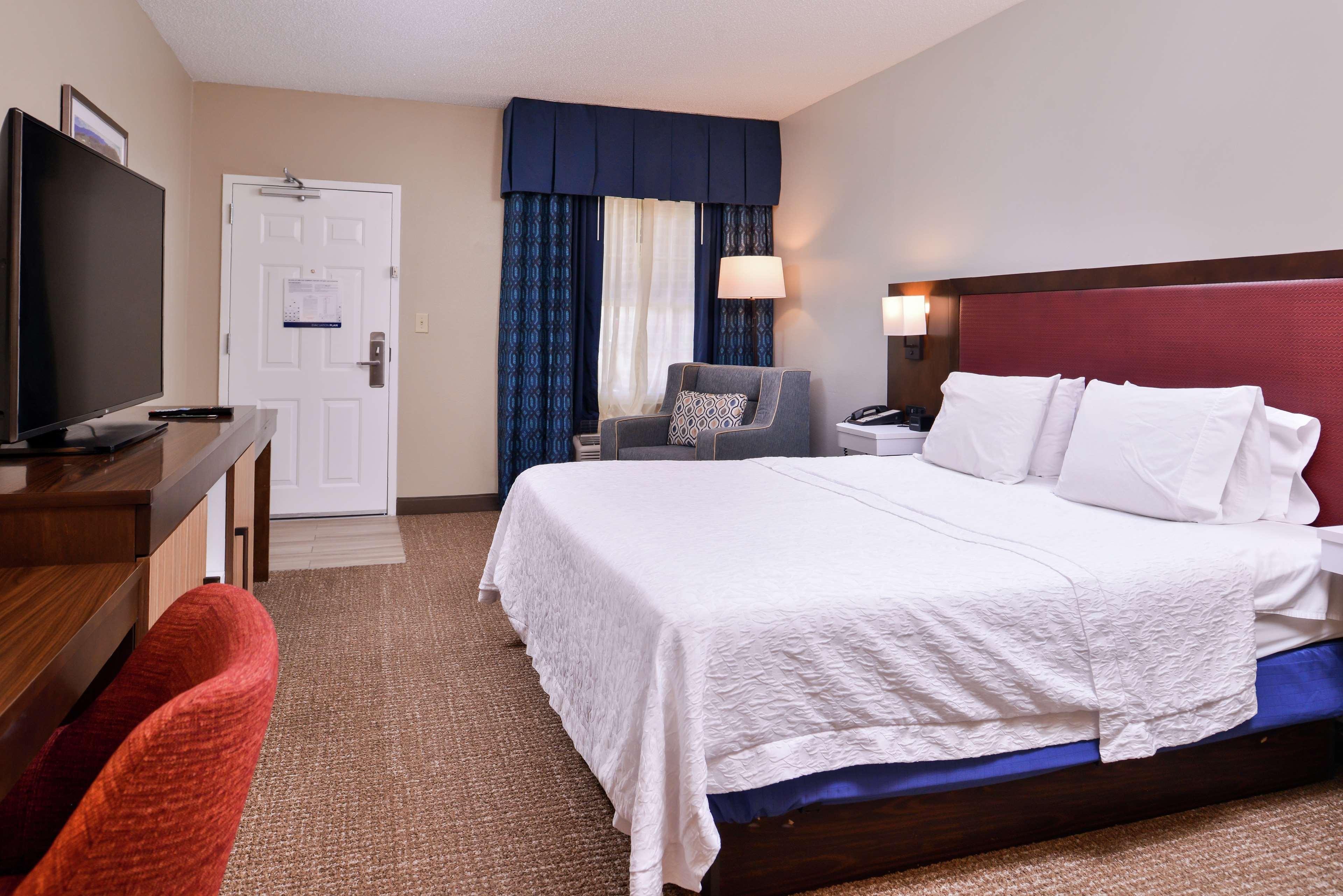 Hampton Inn Lexington Historic Area Bagian luar foto