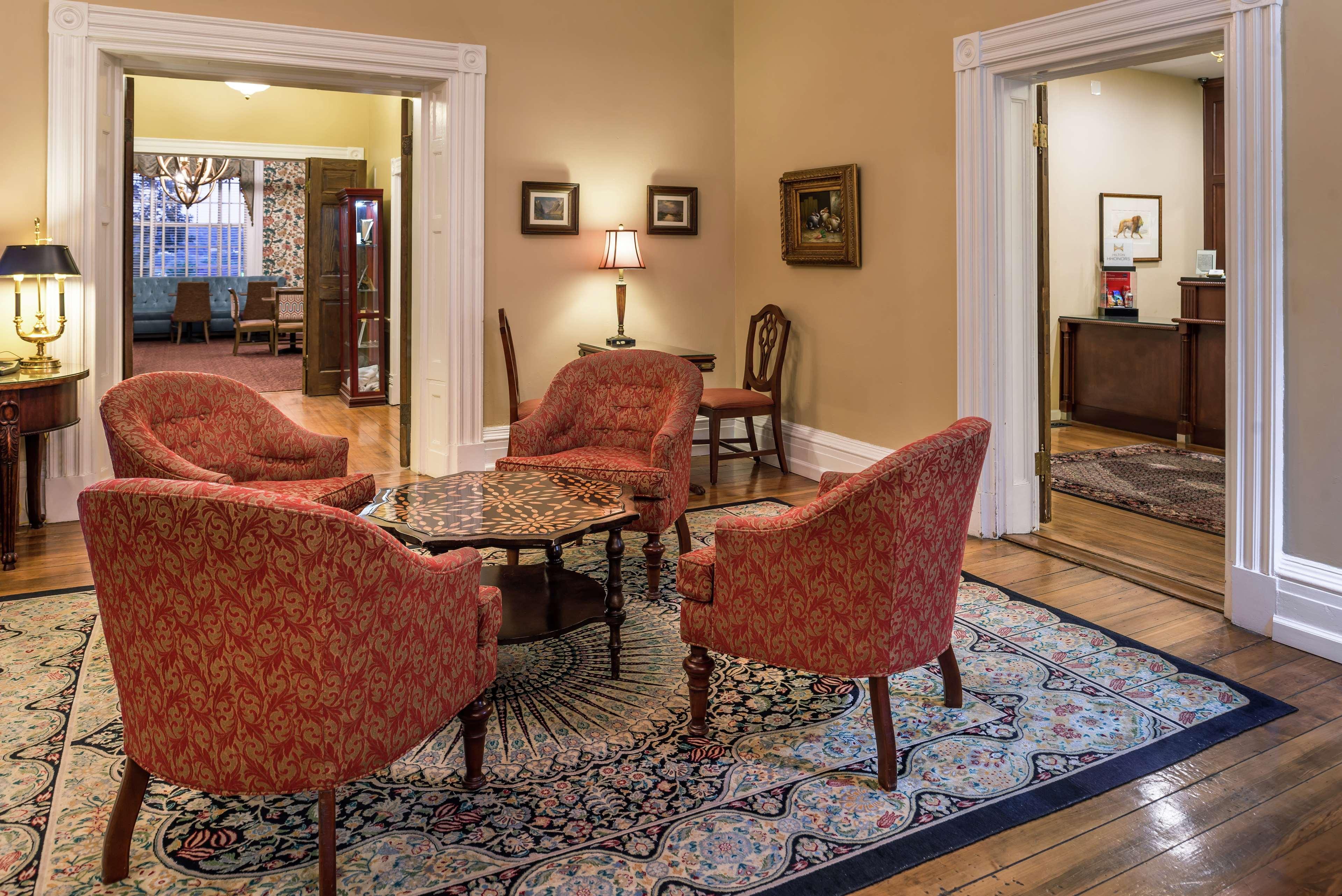 Hampton Inn Lexington Historic Area Bagian luar foto