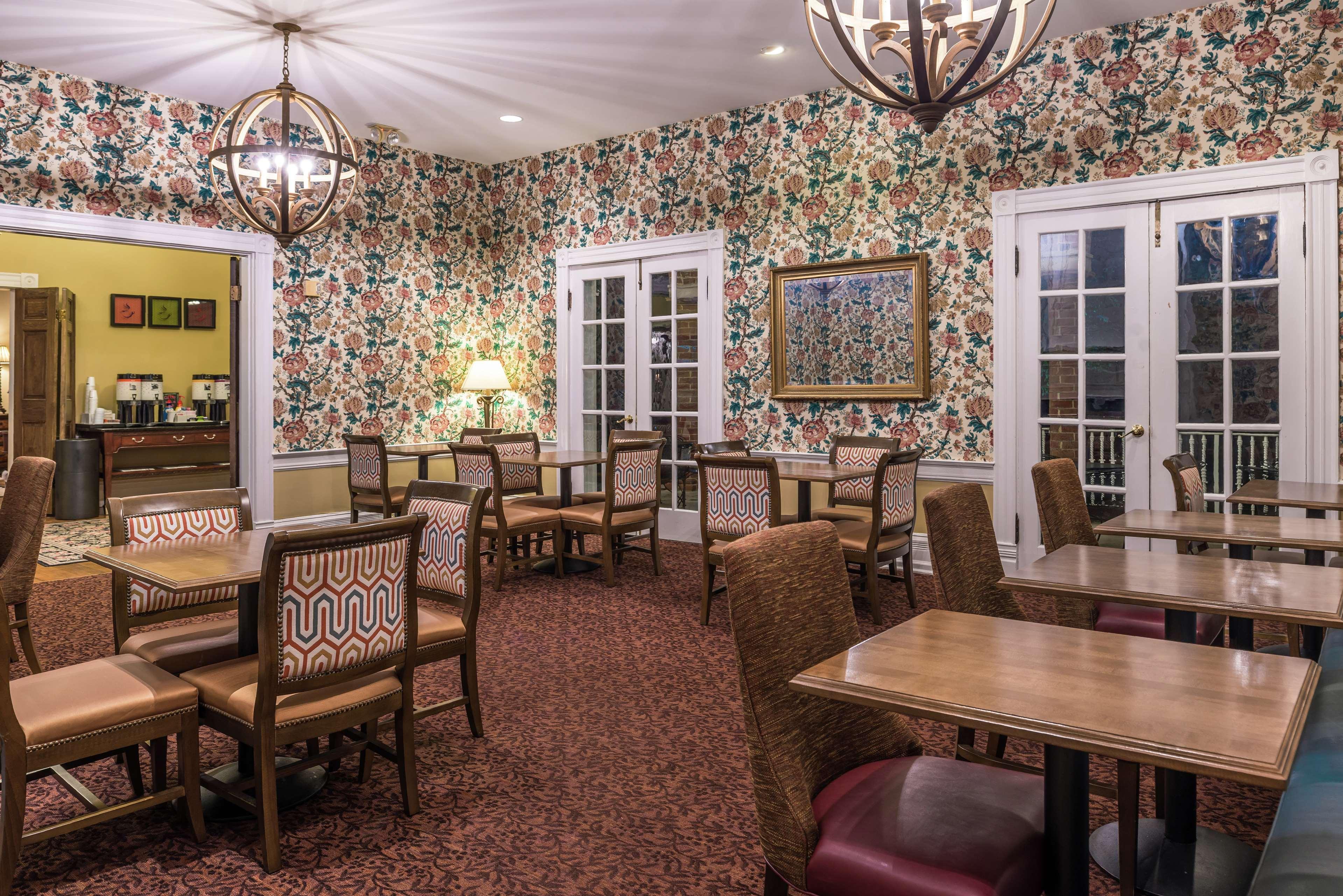 Hampton Inn Lexington Historic Area Bagian luar foto