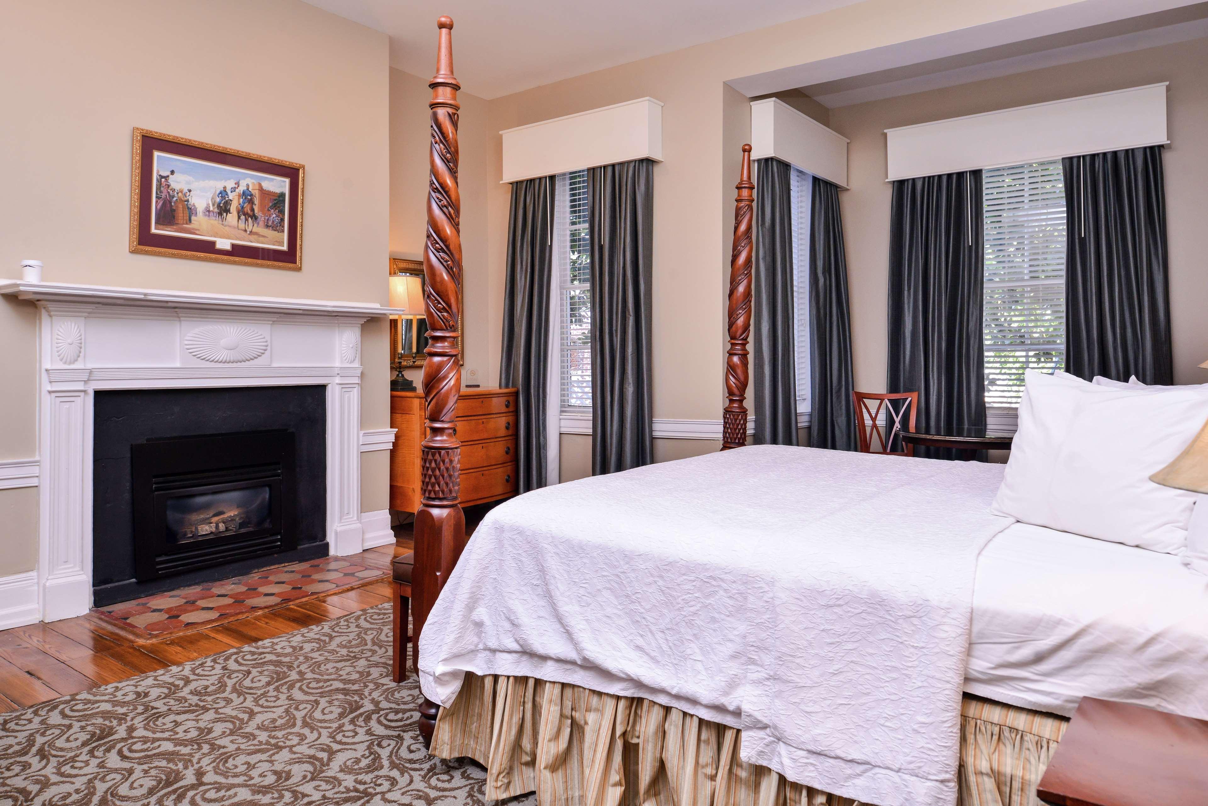 Hampton Inn Lexington Historic Area Bagian luar foto