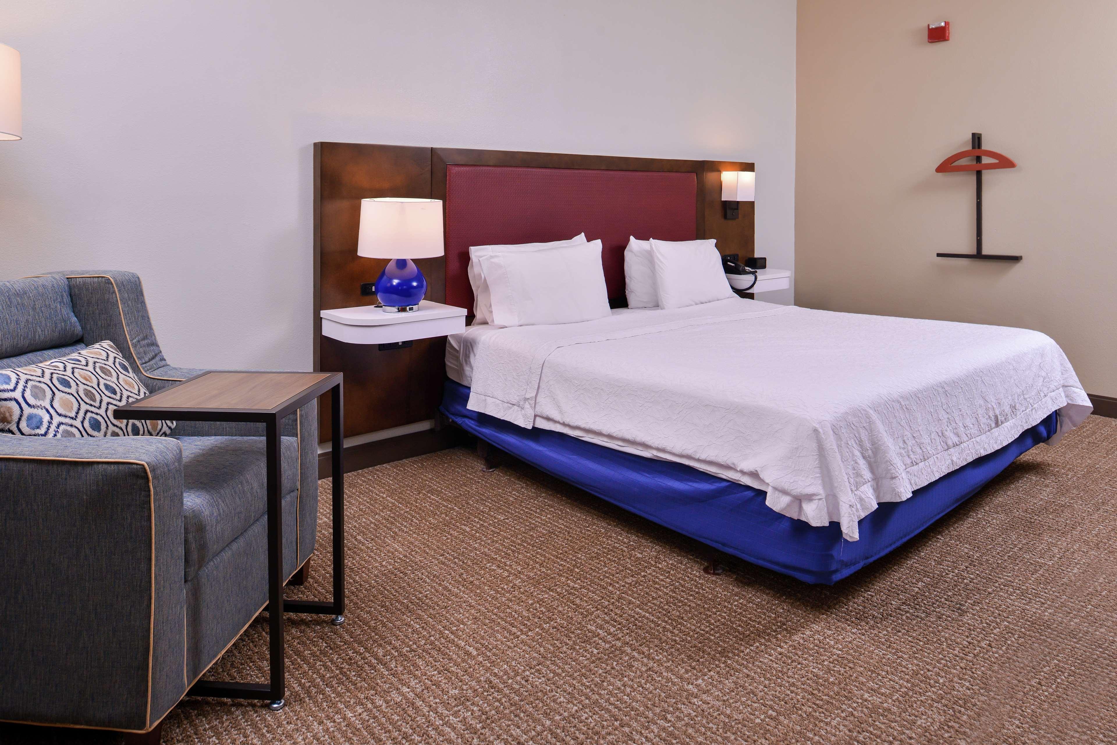 Hampton Inn Lexington Historic Area Bagian luar foto
