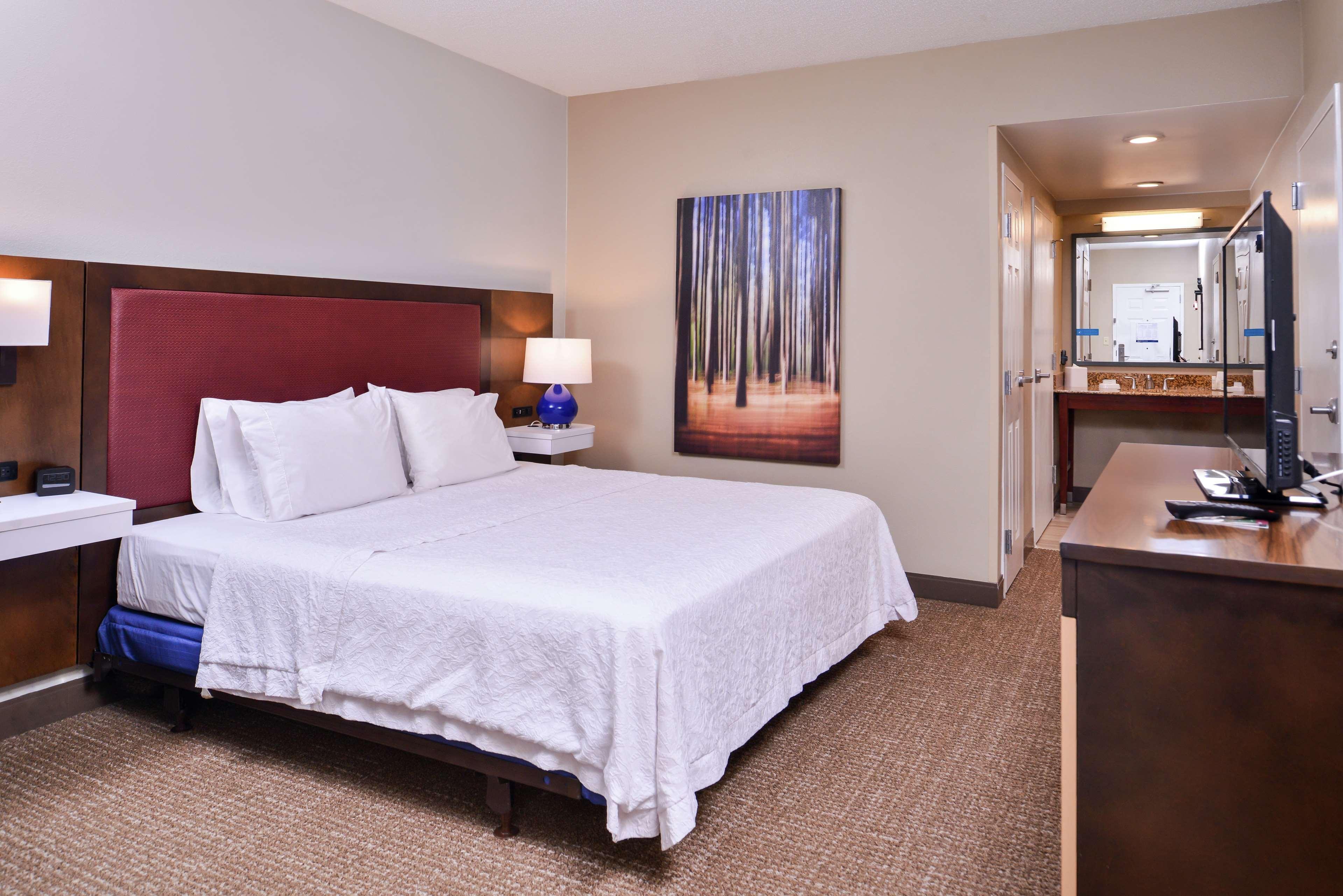 Hampton Inn Lexington Historic Area Bagian luar foto