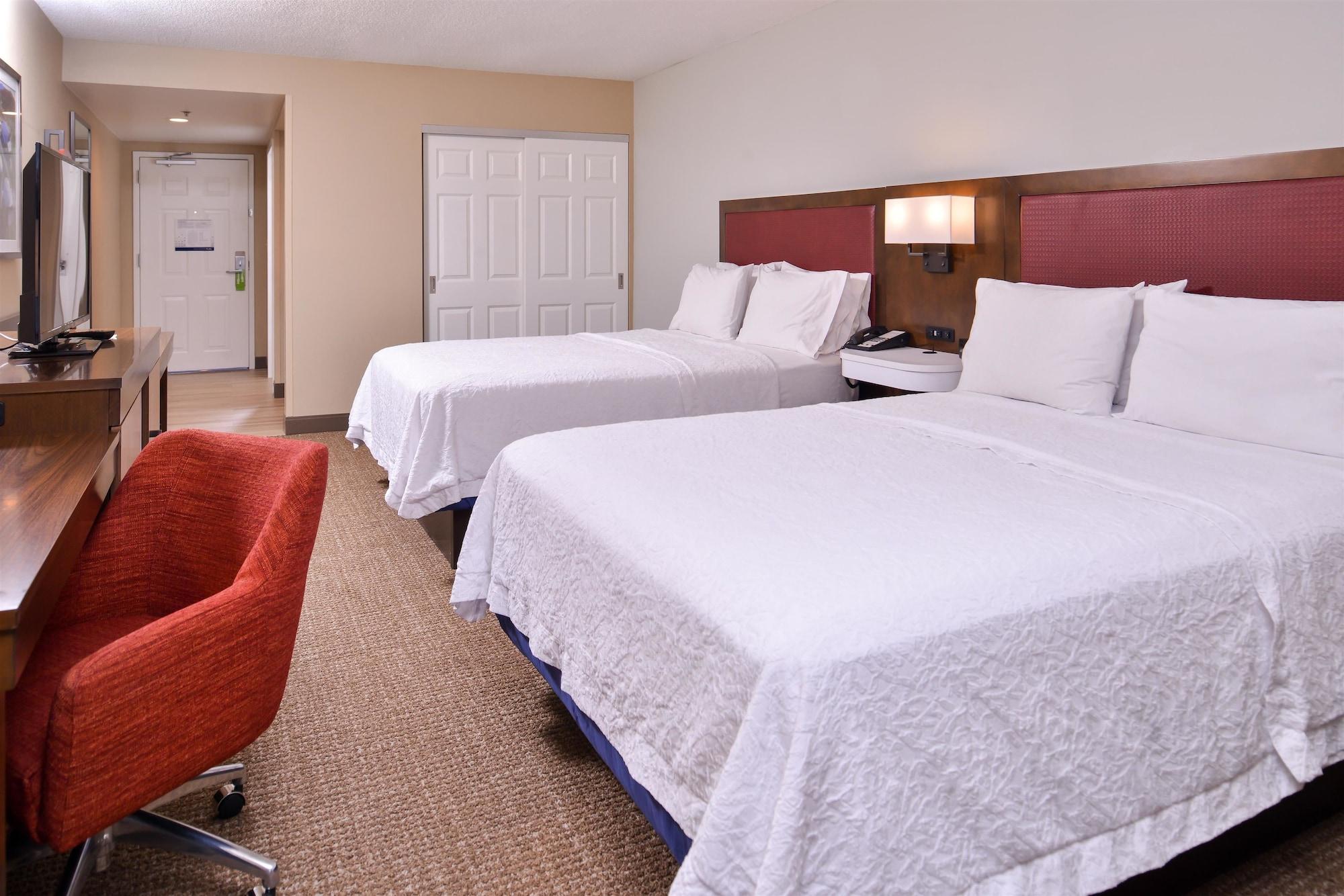 Hampton Inn Lexington Historic Area Bagian luar foto