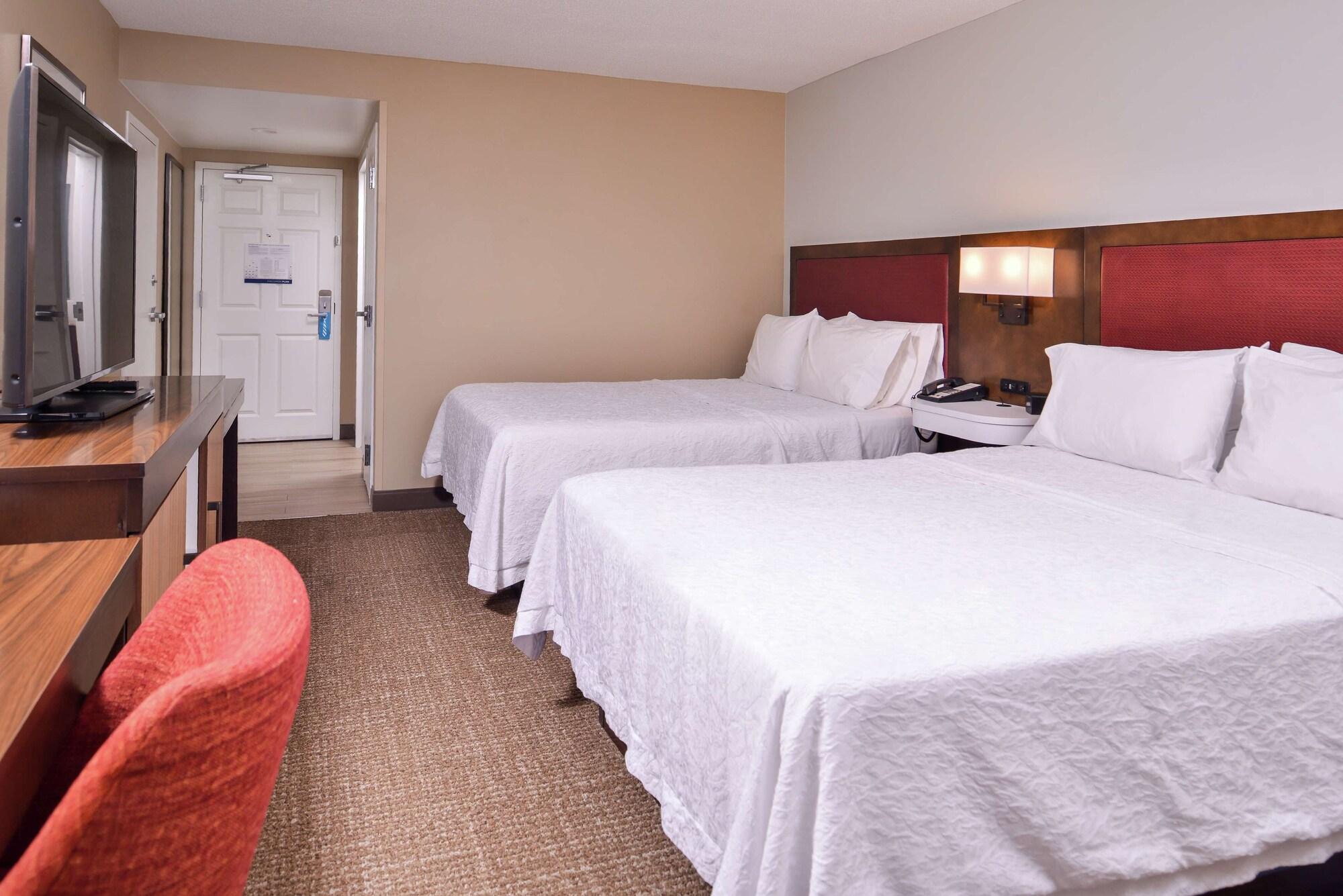 Hampton Inn Lexington Historic Area Bagian luar foto